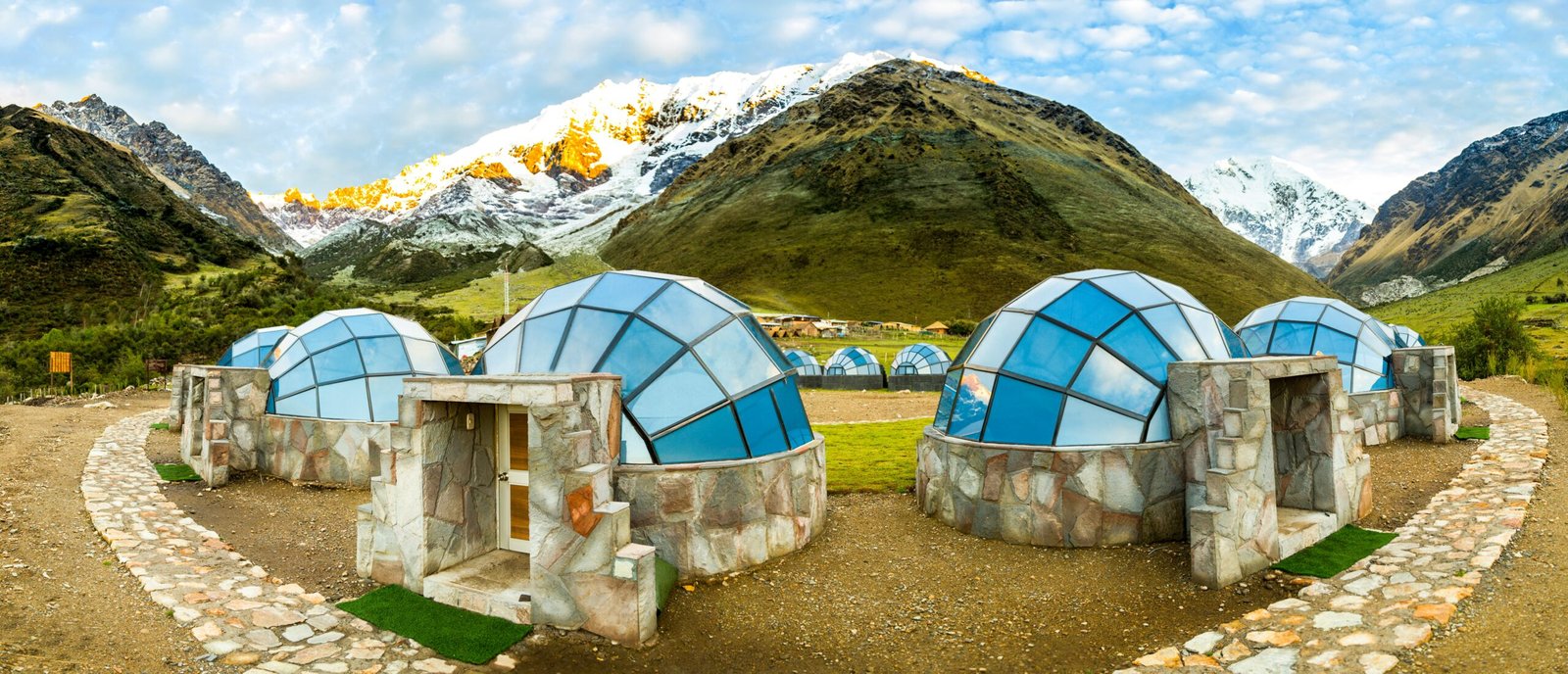 Ultimate Guide to Hiking and Touring Machu Picchu in Peru